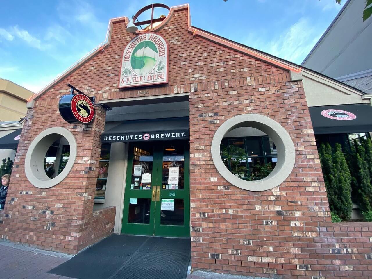 Deschutes Brewery in downtown Bend, Oregon Deschutes Brewery in downtown Bend, Oregon