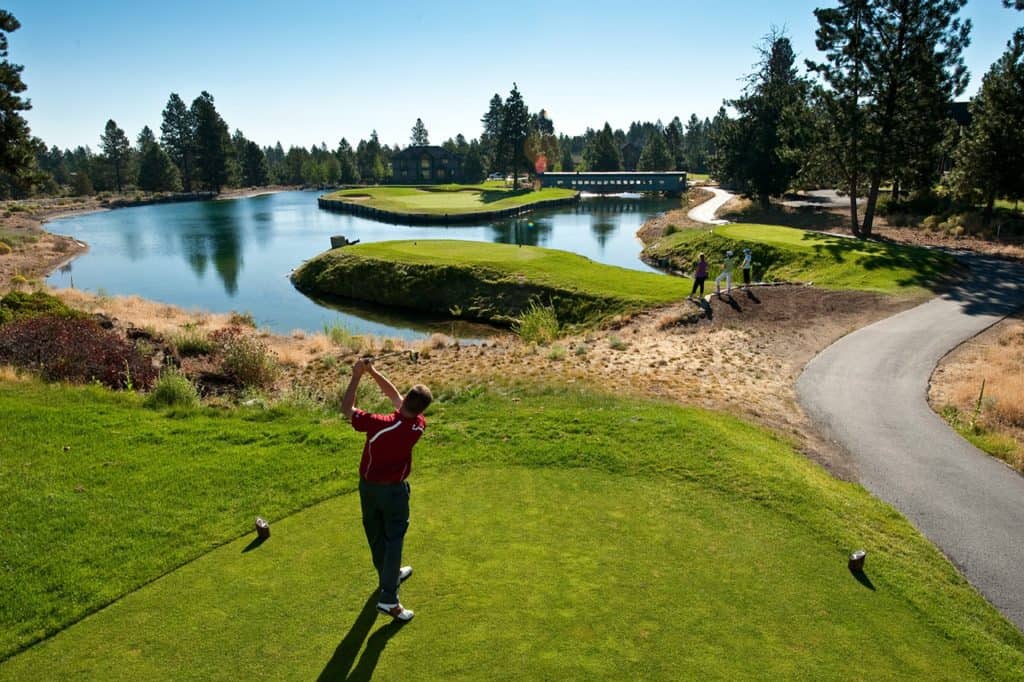 LostTracks16TeeZack8430_300-large 16th hole at Lost Tracks Golf Club in Central Oregon