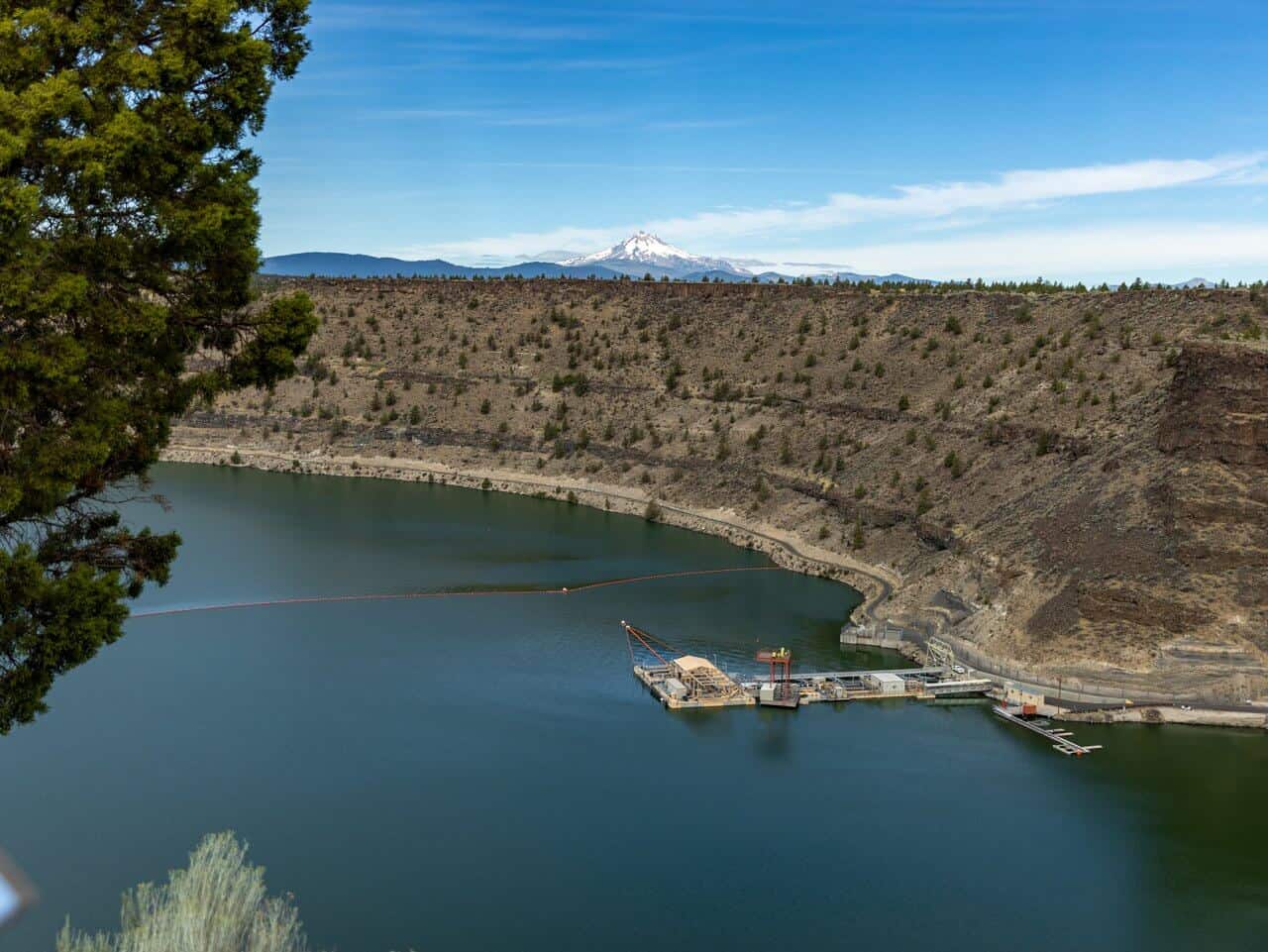 Boat dock at Lake Billy Chinook. Boat dock at Lake Billy Chinook.