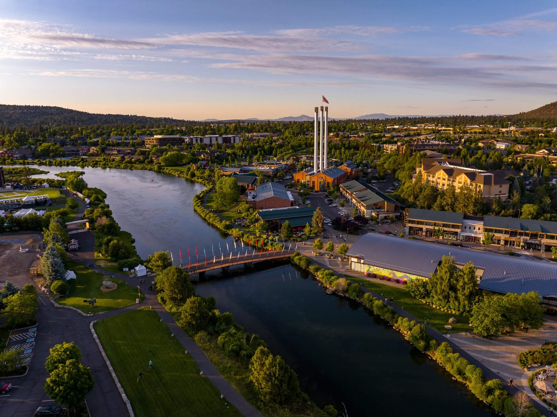 The Ultimate Guide to Eating in the Old Mill District in Bend