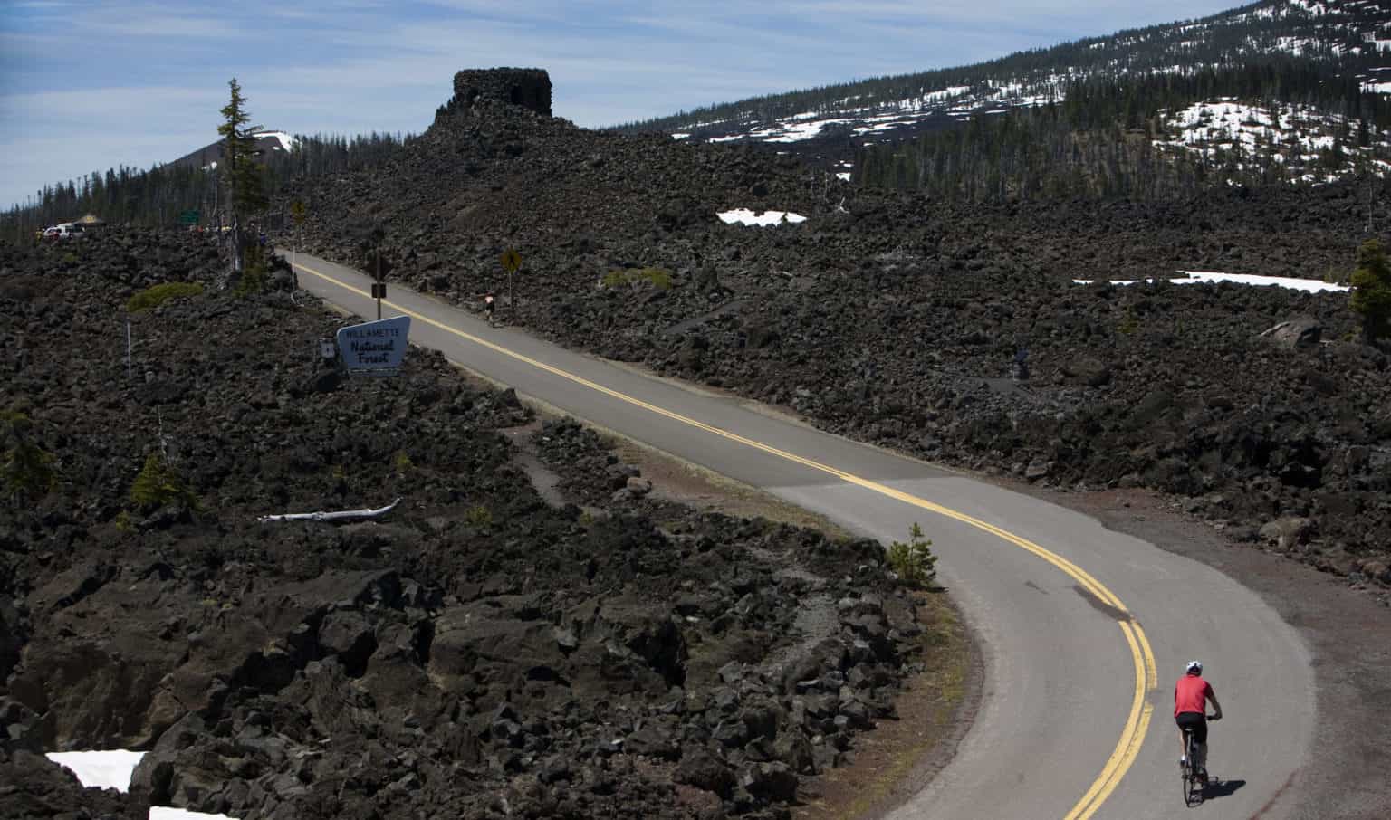 Scenic Bikeways Showcase Central Oregon’s Backroad Beauty