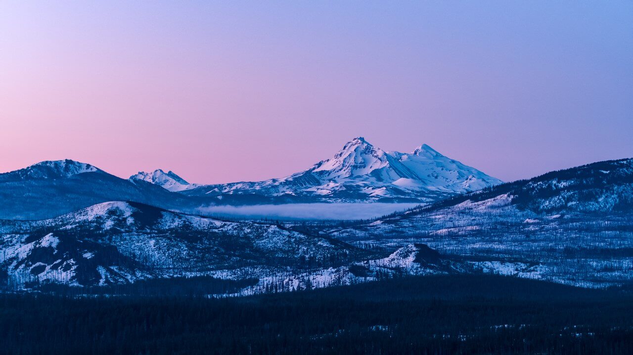 Cascade Range views from Santiam Pass in Central Oregon Cascade Range views from Santiam Pass in Central Oregon
